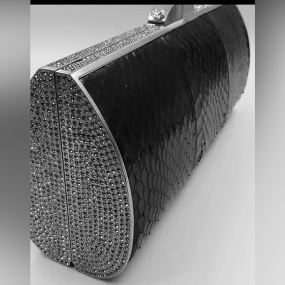 THALE BLANC Talia Fastueux Black Water Snake Embossed Leather Clutch - Picture 7 of 13